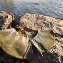 Colletto staccabile dipinto a mano, ispirato alla luce della natura.